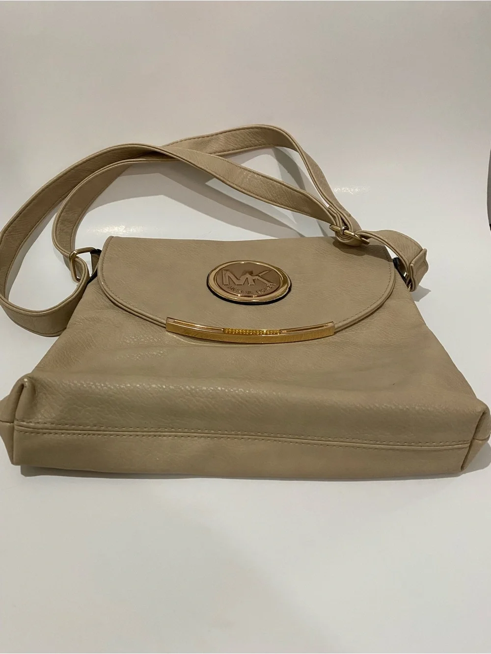Michael Kors Beige Crossbody Messenger Shoulder Bag with Gold-Tone Logo